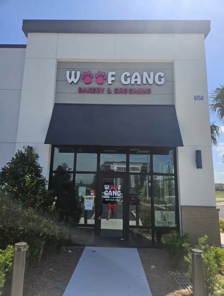 Elevate Your Pet’s Experience at Woof Gang Bakery & Grooming in Apollo Beach!